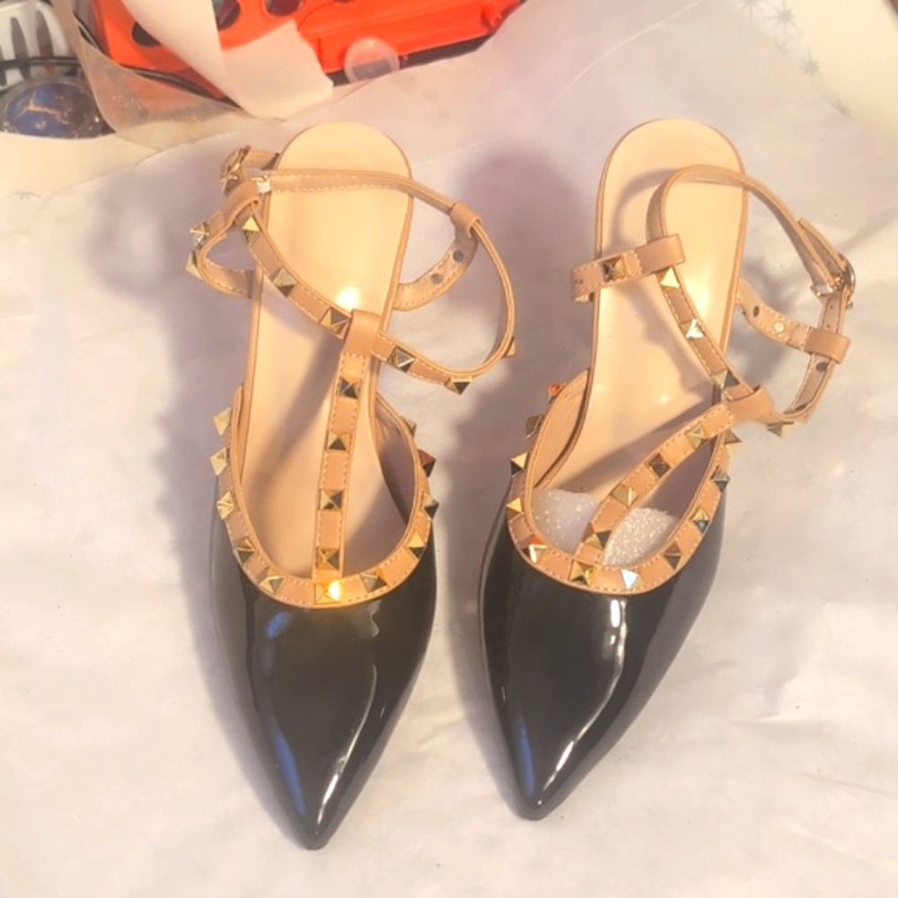 New Classic Two-Tone Black and Beige Heels with T-Strap Design Size 41